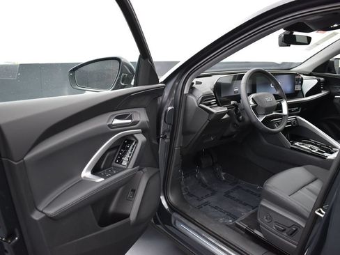 New 2026 Audi Q5 Premium w/ Convenience Package AWD/4WD image 5