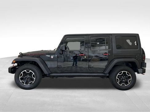 Used 2017 Jeep Wrangler Unlimited Rubicon AWD/4WD image 2