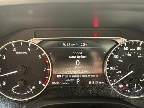 Used 2021 Nissan Rogue SV w/ Premium Package image 7