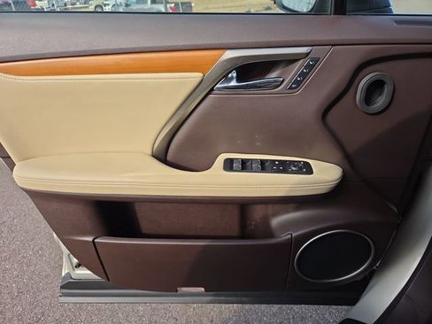 Used 2020 Lexus RX 350 w/ Premium Package image 17