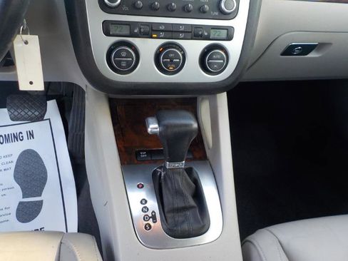 Used 2008 Volkswagen Eos Lux image 13