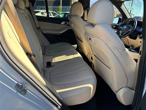 Used 2019 BMW X5 xDrive40i w/ Convenience Package image 21