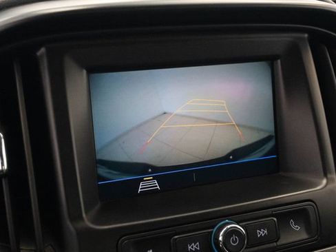 Used 2022 Chevrolet Colorado W/T RWD image 14
