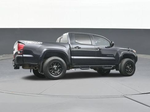 Used 2019 Toyota Tacoma TRD Sport w/ Technology Package AWD/4WD image 47