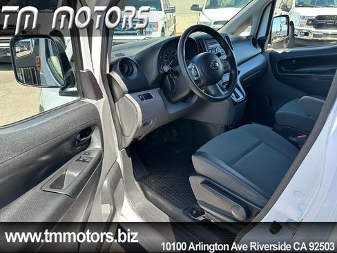 Used 2015 Nissan NV200 S w/ Cruise Control Package FWD image 6