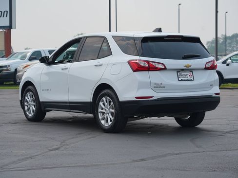 Used 2020 Chevrolet Equinox LS AWD/4WD image 5