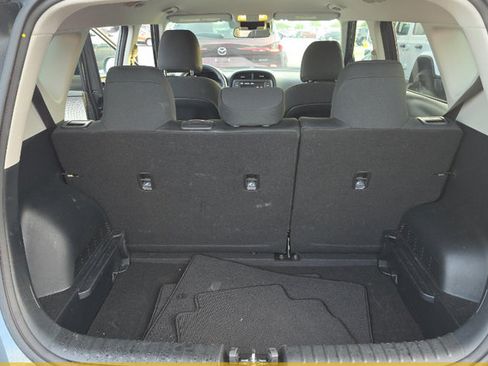 Certified 2025 Kia Soul LX w/ LX Technology Package FWD image 10