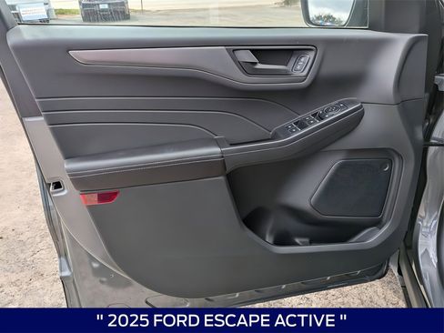 New 2025 Ford Escape Active w/ Cold Weather Package image 10