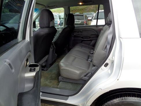 Used 2004 Honda Pilot EX image 15