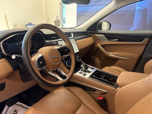 Used 2023 Jaguar F-PACE S AWD/4WD image 12