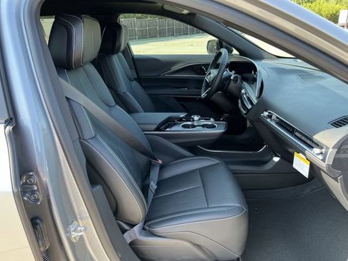 New 2026 Cadillac Lyriq Luxury image 10