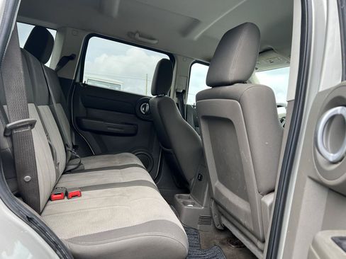 Used 2009 Dodge Nitro SE AWD/4WD image 15