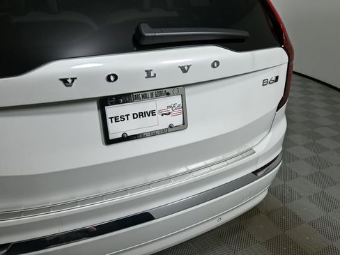 New 2026 Volvo XC90 B6 Plus w/ Protection Package Premier image 30