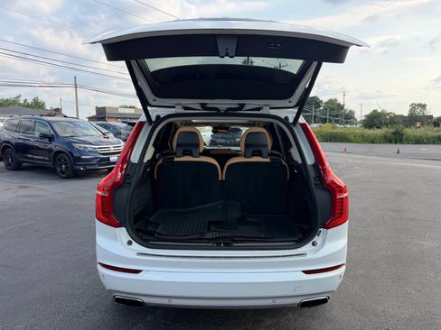 Used 2016 Volvo XC90 T6 Momentum w/ Momentum Plus Package AWD/4WD image 39