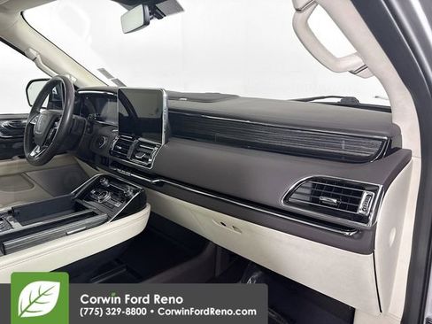 Used 2020 Lincoln Navigator Black Label w/ Cargo Convenience Package AWD/4WD image 31