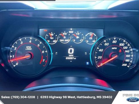 Used 2018 Chevrolet Camaro SS image 14