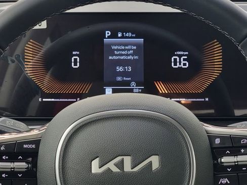 Used 2025 Kia Sorento S AWD/4WD image 34