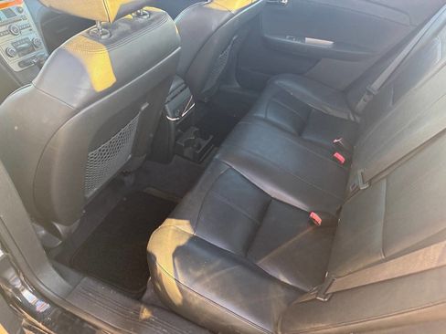 Used 2010 Chevrolet Malibu LTZ w/ HFV6 Engine Package image 11