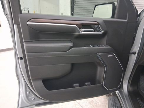 Used 2024 GMC Sierra 1500 SLT w/ SLT Premium Plus Package image 22