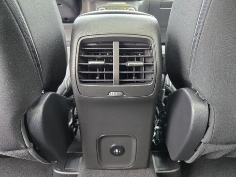 Used 2025 Ford Escape Active image 30