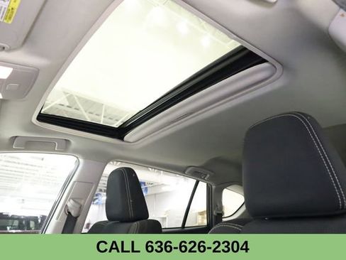 Used 2018 Toyota RAV4 XLE w/ Plus Extra Value Package image 24