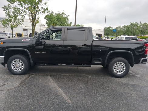 Certified 2024 Chevrolet Silverado 2500 LT AWD/4WD image 7