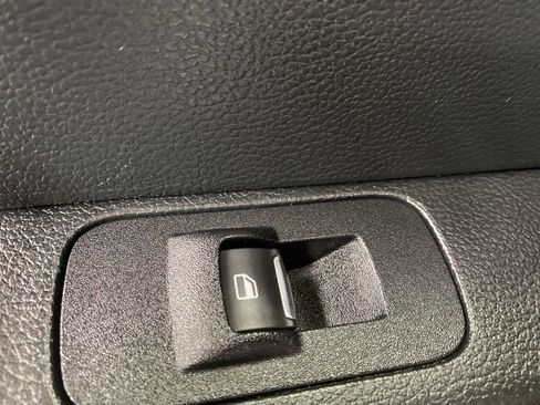 Used 2020 Ford F150 XLT w/ Equipment Group 302A Luxury AWD/4WD image 23