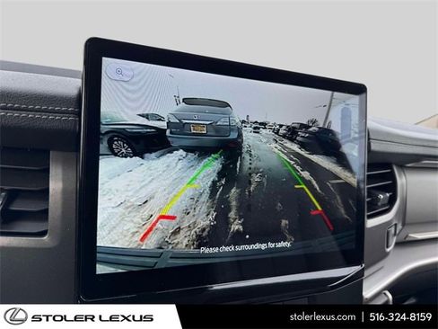 Used 2022 Ford Expedition XLT image 27