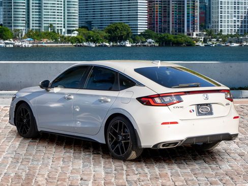 Certified 2023 Honda Civic Sport Touring image 7