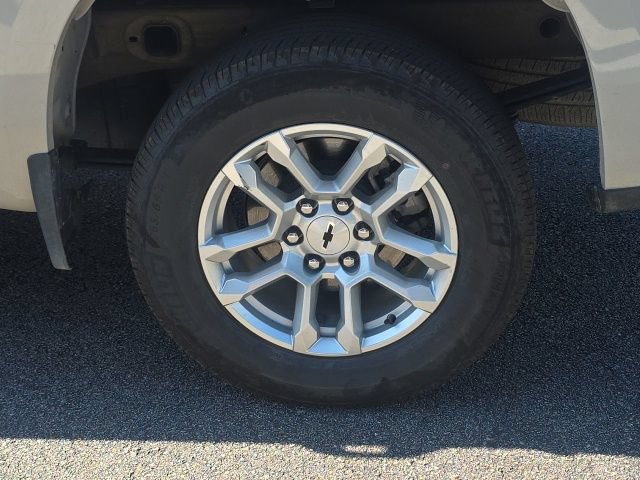 Used 2026 Chevrolet Silverado 1500 RST AWD/4WD image 5