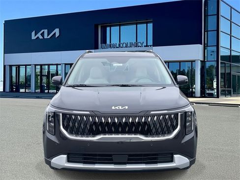 New 2026 Kia Carnival EX image 8