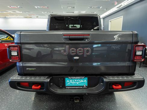 Used 2022 Jeep Gladiator Rubicon w/ LED Lighting Group AWD/4WD image 6
