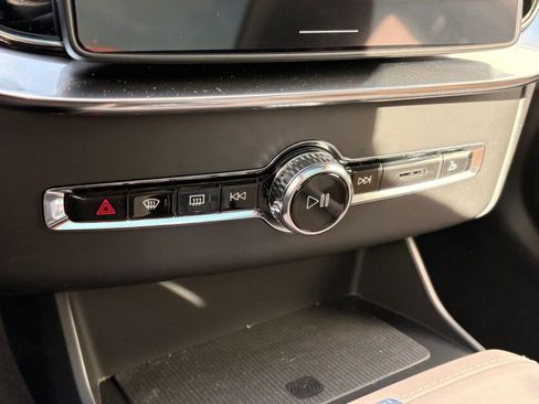 New 2026 Volvo XC90 T8 Ultra AWD/4WD image 19