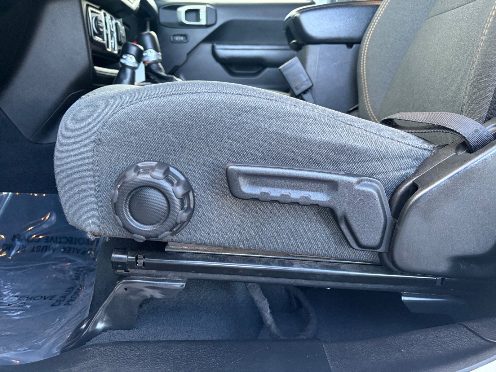 Used 2024 Jeep Wrangler Unlimited Sport AWD/4WD image 15