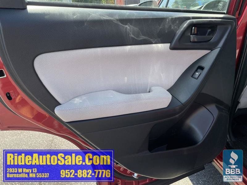 Used 2015 Subaru Forester 2.5i w/ Alloy Wheel Package AWD/4WD image 11
