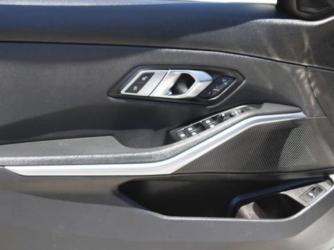 Used 2020 BMW 330i Sedan RWD image 10