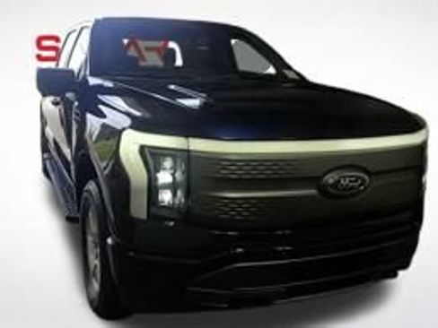 Used 2023 Ford F150 Lightning XLT w/ Equipment Group 312A High AWD/4WD image 8