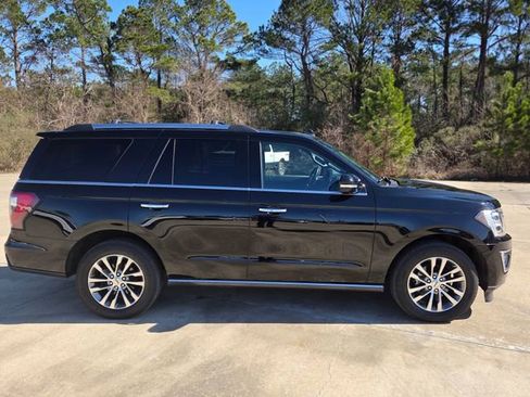 Used 2018 Ford Expedition Limited w/ Equipment Group 301A image 7