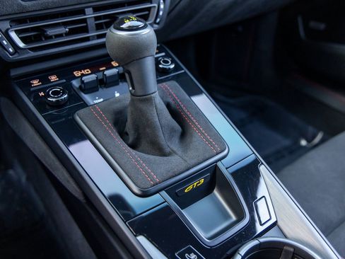 Used 2022 Porsche 911 GT3 image 43