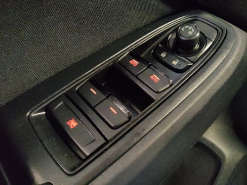 Used 2019 Subaru Impreza 2.0i w/ Eyesight image 27