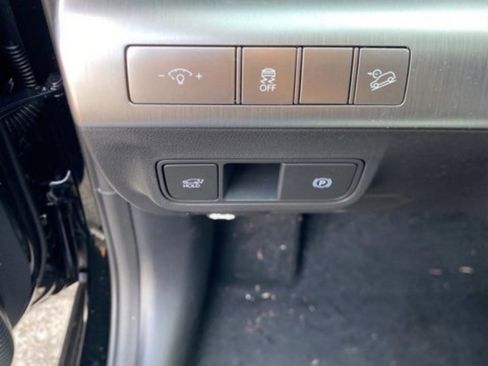New 2026 Hyundai Kona Limited FWD image 15