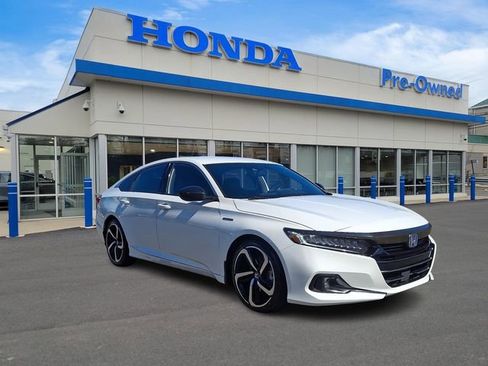 Used 2022 Honda Accord Sport image 3