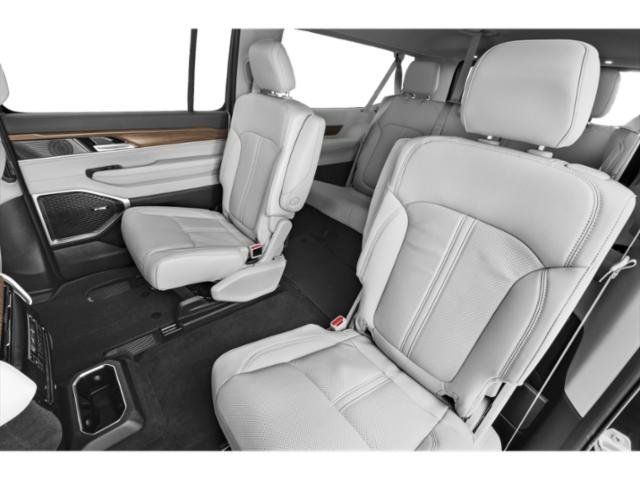 Certified 2024 Jeep Wagoneer L Series II w/ Flexible Seating Group AWD/4WD image 13