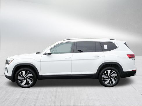 Certified 2024 Volkswagen Atlas SEL AWD/4WD image 4