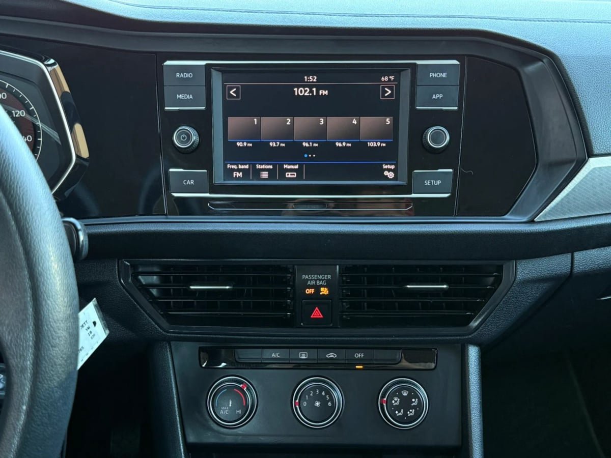 Used 2019 Volkswagen Jetta S w/ Driver Assistance Package FWD image 48