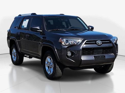 Used 2023 Toyota 4Runner SR5 AWD/4WD image 2