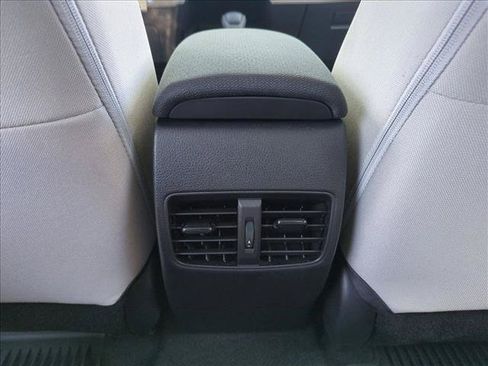 Used 2026 Toyota Corolla Cross L FWD image 16