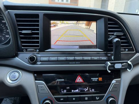 Used 2018 Hyundai Elantra Value Edition FWD image 20