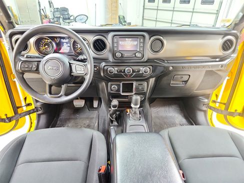 Used 2021 Jeep Wrangler Unlimited Sport image 23