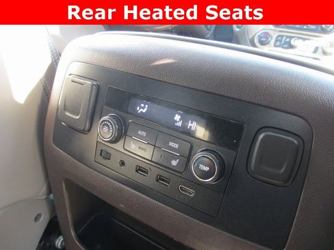 Used 2018 GMC Yukon XL Denali w/ Denali Ultimate Package image 26